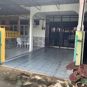 Syadah Homestay カンガー Exterior photo