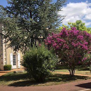 The Cool Lounge A Coulonges - Charente Bed & Breakfast Exterior photo