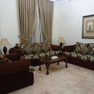 Al Jaberiya Suites 1 マナーマ Exterior photo