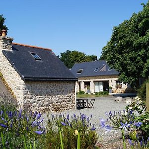 Pommerit-le-Vicomte A L'Oree Du Bois Bed & Breakfast Exterior photo