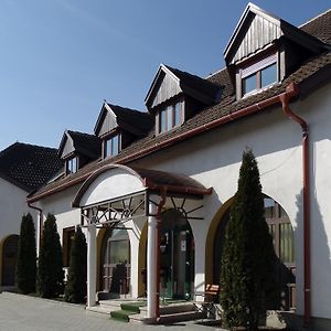 Prince Hotel ミエルクレア＝チュク Exterior photo