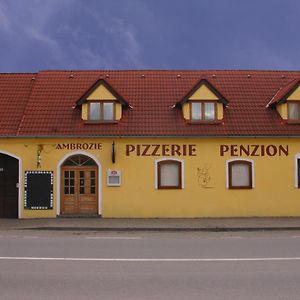 ホテル Penzion Ambrozie Seč Exterior photo