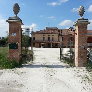 B&B La Viola Castelvetro Piacentino Exterior photo