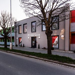 ホテル Penzion V Jizdarne オロモウツ Exterior photo