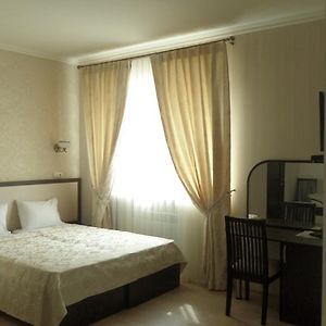 Royal Hotel ハルキウ Room photo