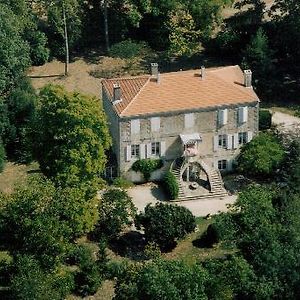 Blanzay-sur-Boutonne Manoir Angle Bed & Breakfast Exterior photo