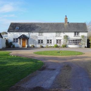 Sway Hunters Croft Bed & Breakfast Exterior photo