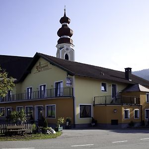 ホテル Kirchenwirt Irrsdorf Familie Schinwald シュトラスヴァルヘン Exterior photo