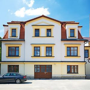 ホテル Vila Encore Valašské Meziříčí Exterior photo