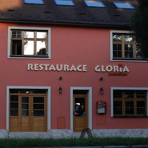 ホテル Gloria オロモウツ Exterior photo