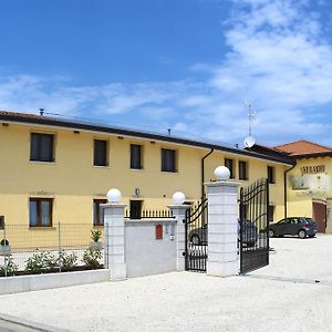 PoceniaAgriturismo Ai Laghiアパートメント Exterior photo