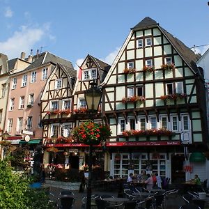 The Burgklause Boutique Hotel リンツ・アム・ライン Exterior photo