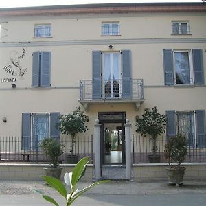 Roccabianca Hostaria Da Ivan Bed & Breakfast Exterior photo