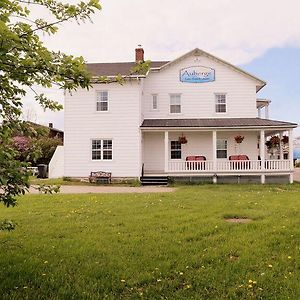 Auberge Lac-Saint-Jean ロベルバル Exterior photo