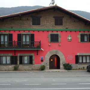 Hotel Ibaiondo オラベ Exterior photo