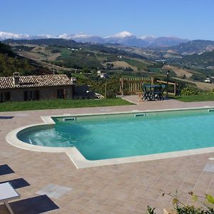 Montalto delle Marche Agriturismo Il Sentieroヴィラ Exterior photo