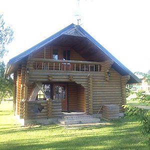 Holiday Home OdzinaCornaja Exterior photo