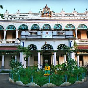 Kānādukāttān Chettinadu Mansion - An Authentic Heritage Palaceゲストハウス Exterior photo