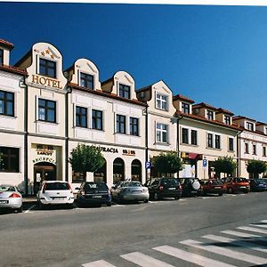 Hotel Vis A Vis Łańcut Exterior photo