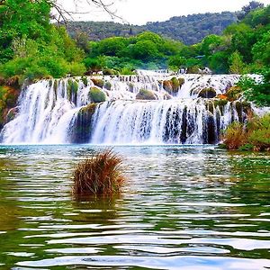 ホテル Matanovi Dvori-Krka National Park ロゾヴァック Exterior photo