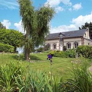 Pont-Saint-Pierre Le Cardonnet Bed & Breakfast Exterior photo