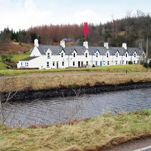 Crinan Canal Cottage ロッホギルヘッド Exterior photo