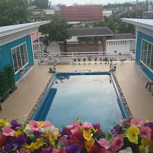 Farsai Homestay Lop Buri Exterior photo