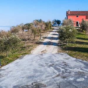 Paternopoli Agriturismo San Micheleヴィラ Exterior photo