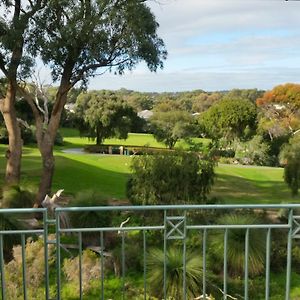 ホテル Joondalup Golf Retreat Connolly Exterior photo