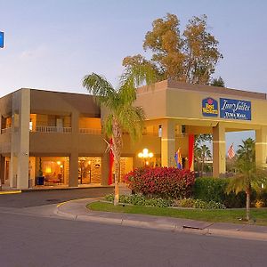 Best Western Yuma Mall Hotel & Suites Exterior photo