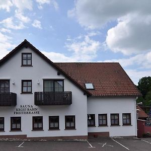 ホテル Landgasthof Lang Zum Adler Oberkalbach Exterior photo