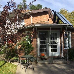 Saint-Honoré Gite Du Lac Docteur Bed & Breakfast Exterior photo