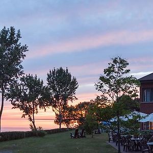 L'Auberge Du Lac St-Pierre Trois-Rivières Exterior photo