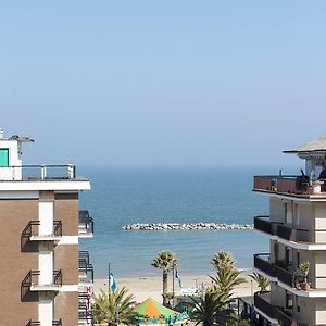 Hotel Gabbiano ポルト・サン・ジョルジョ Exterior photo