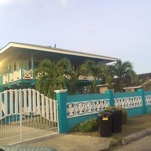 ホテル Restorations Tobago クラウン・ポイント Exterior photo