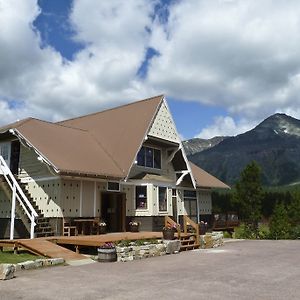 Summit Mountain Lodge And Steakhouse イースト・グレイシャー・パーク Exterior photo