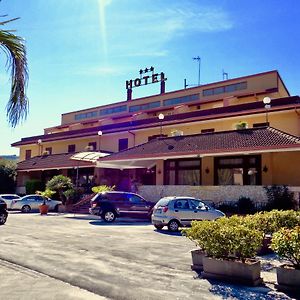 Hotel Ristorante Belvedere カゼルタ Exterior photo