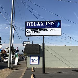 Relax Inn Of メドフォード Exterior photo