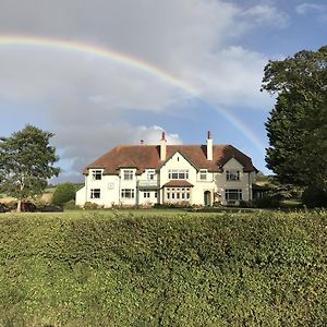 マインヘッド Cedar House Bed & Breakfast Exterior photo