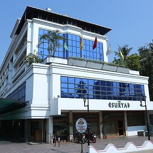 ホテル The Surya, Cochin アンガマリー Exterior photo