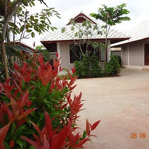 Baan Ruankaew Resort ナコーン・ラーチャシーマー Exterior photo