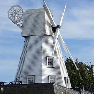 Rye Windmill B&B Exterior photo