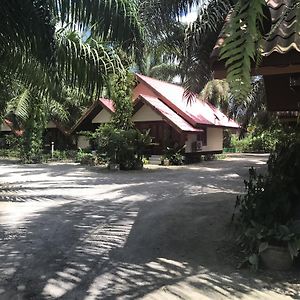 Nampueng Resort チュンポーン Exterior photo