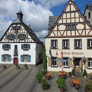 Hotel Zur Schloss-Schenke ノイヴィート Exterior photo