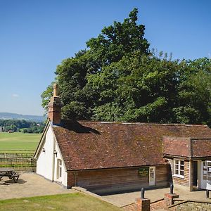 Cowdray Lodge ミッドハースト Exterior photo