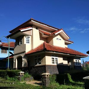Villa Tamie Bumi Ciherang プンチャック Exterior photo