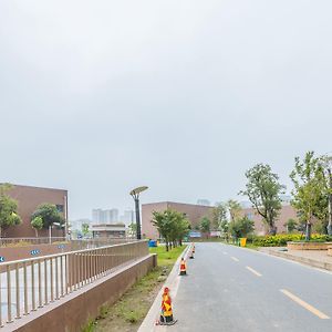 南京市Xing Fu Xiao Jiaアパートメント Exterior photo