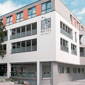 B&F Hotel Am Neumarkt バート・ヘルスフェルト Exterior photo