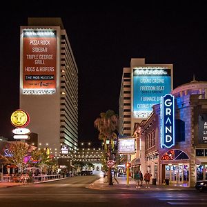 Downtown Grand Hotel & Casino ラスベガス Exterior photo