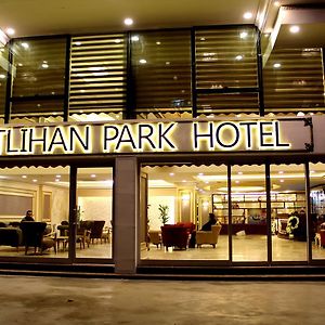 Atlihanpark Hotel バトマン Exterior photo